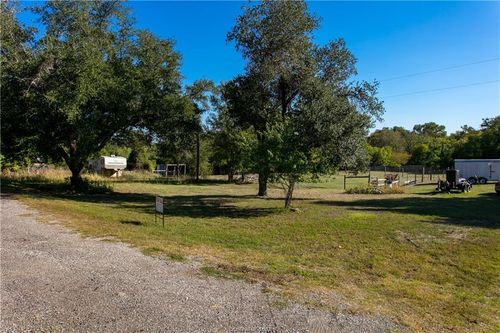 4449 Natalie Ln, Burton, TX, 77835-2377 | Card Image