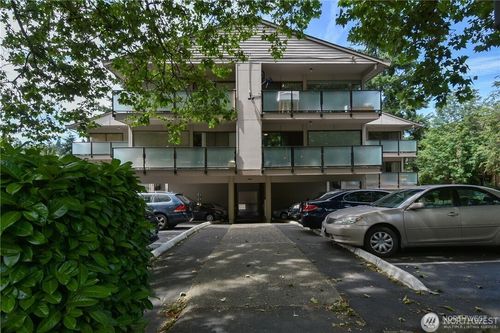 apt-403-321 Bellevue Way Se, Bellevue, WA, 98004-6650 | Card Image