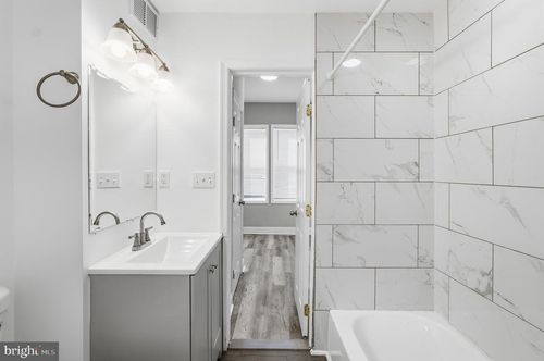 206 S Hilton St, BALTIMORE, MD, 21229-3760 | Card Image