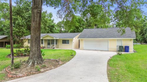 111 Town And Country, Huntsville, TX, 77320 | Card Image