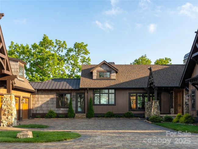 93 N Snow Ridge Dr, House other with 5 bedrooms, 7 bathrooms and null parking in Hendersonville NC | Image 9