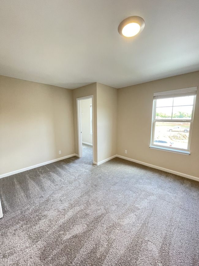 Secondary Bedroom | Image 9