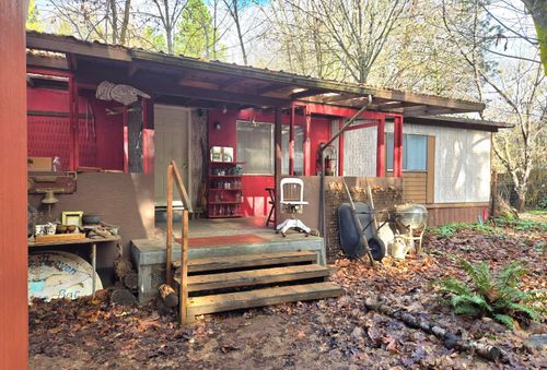 139 S Sawyer Ave, Cave Junction, OR, 97523-0209 | Card Image