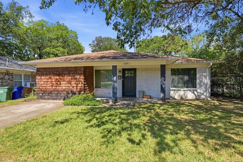 109 Grayson St, Whitesboro, TX, 76273-1415 | Card Image