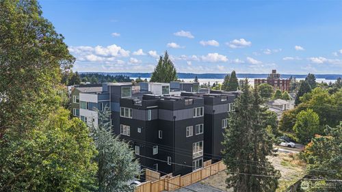 f-6318 41st Ave Sw, Seattle, WA, 98136-1812 | Card Image
