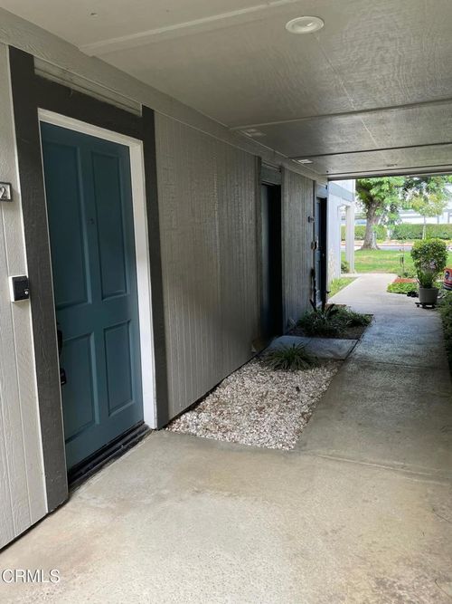 unit-2-6443 Stoney View Ln, Simi Valley, CA, 93063-6420 | Card Image