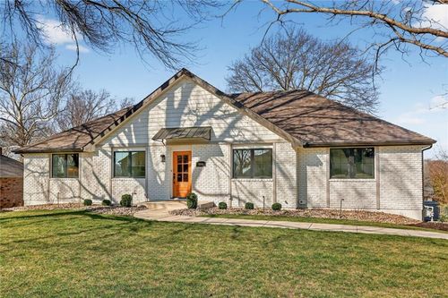8206 Nw Miami St, Weatherby Lake, MO, 64152-1510 | Card Image