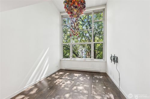 apt-402-1000 Union St, Seattle, WA, 98101-1948 | Card Image