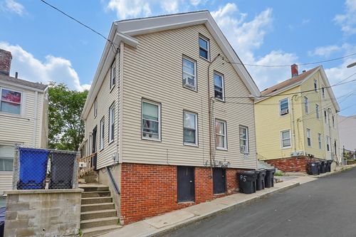 6-8 Howell Ct, Chelsea, MA, 02150-1729 | Card Image