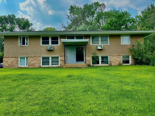 5820 2 1/2 St Ne, Fridley, MN, 55432-5404 | Card Image