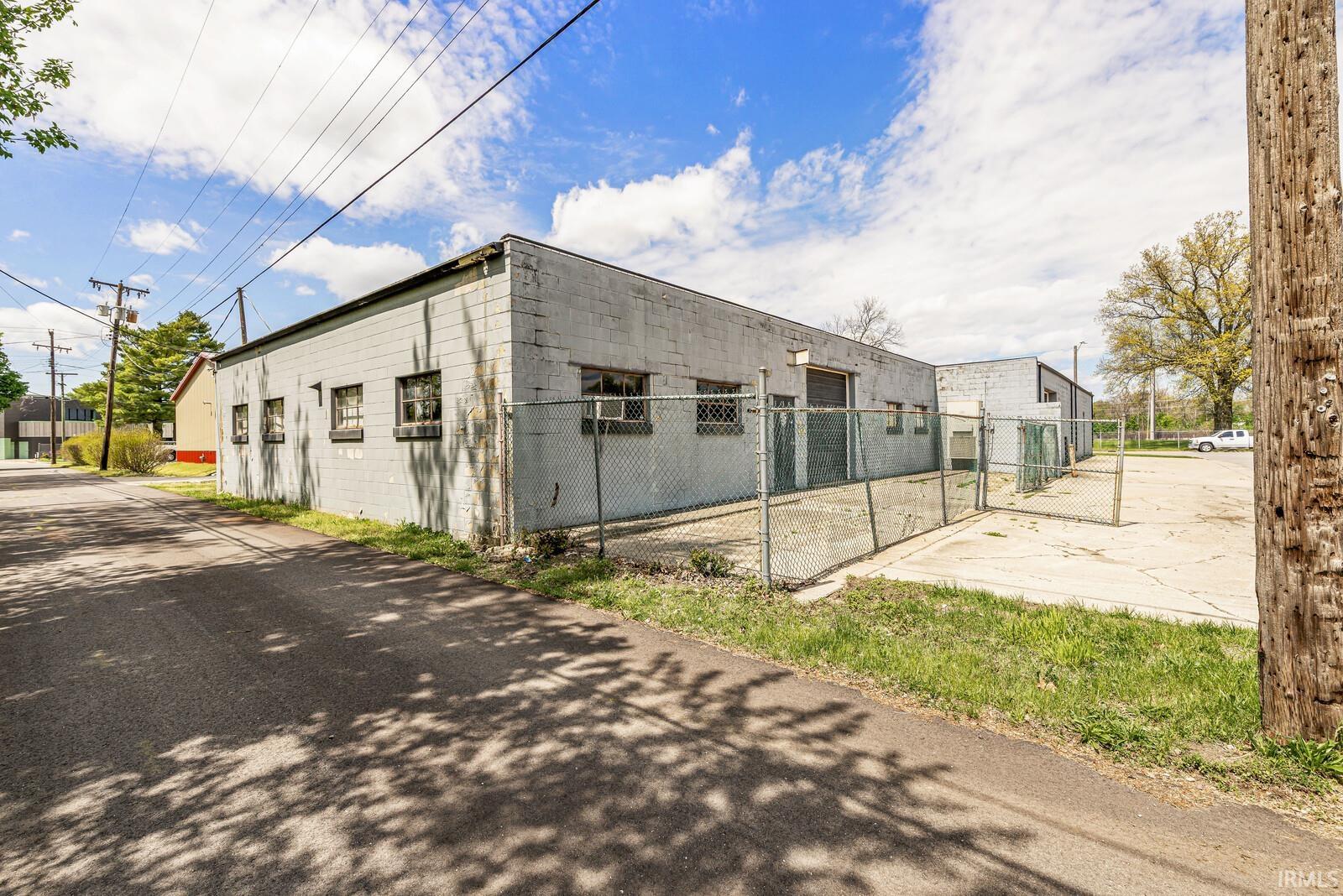 Commercial Sale in Elkhart 4