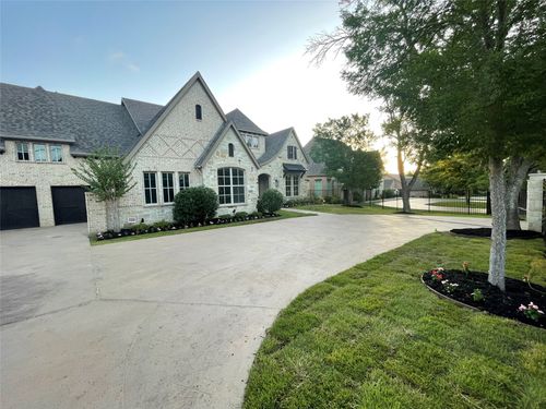 320 W Highland St, Southlake, TX, 76092-5002 | Card Image