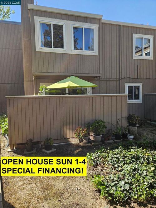 25-3901 Clayton Rd, Concord, CA, 94521-2587 | Card Image