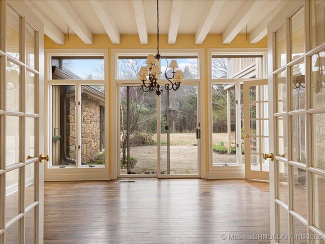 Formal Dining | Image 9