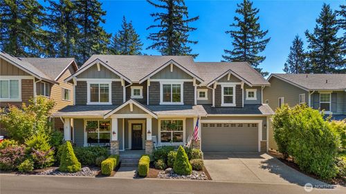 3123 Se 16th St, North Bend, WA, 98045-8687 | Card Image
