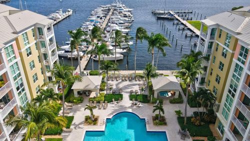 201-806 E Windward Way, Lantana, FL, 33462-8011 | Card Image