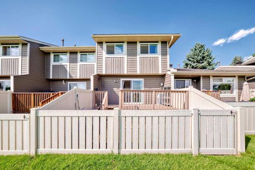 32-14736 Deerfield Dr Se, Calgary, AB, T2J5Y1 | Card Image