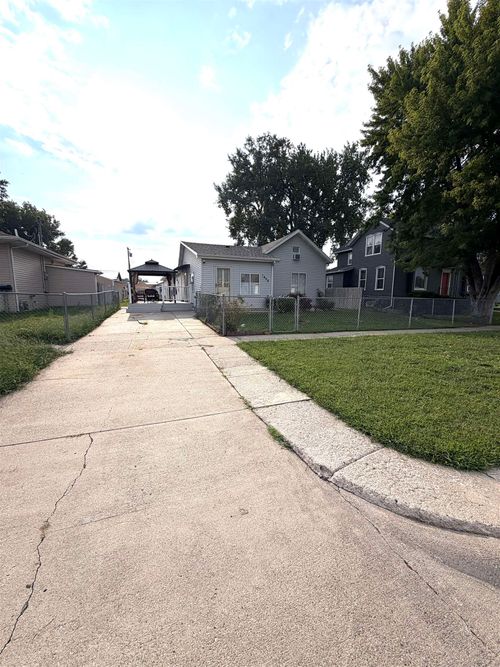 1406 Blaine St, Norfolk, NE, 68701-6513 | Card Image