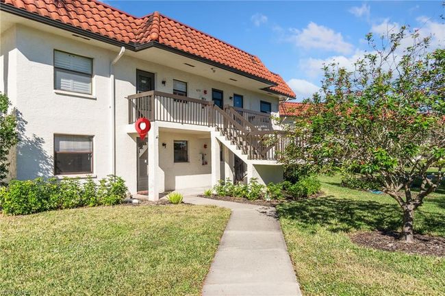 APT-105 - 4198 27 Th Ct Sw, Condo with 2 bedrooms, 2 bathrooms and null parking in NAPLES FL | Image 5
