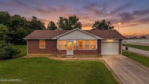1402 Westminster Ave, Fulton, MO, 65251-1046 | Card Image