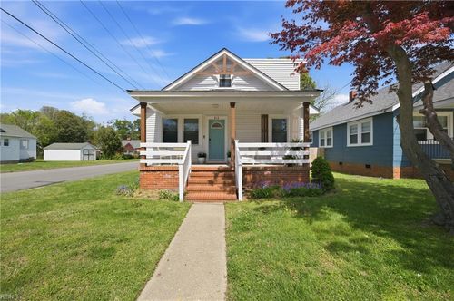 213 E Cummings Ave, Hampton, VA, 23663-1609 | Card Image