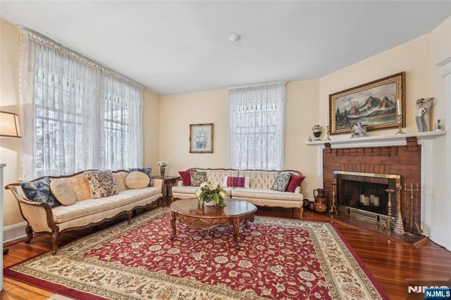 74 Oakdene Ave, House other with 6 bedrooms, 3 bathrooms and null parking in Cliffside Park NJ | Image 6