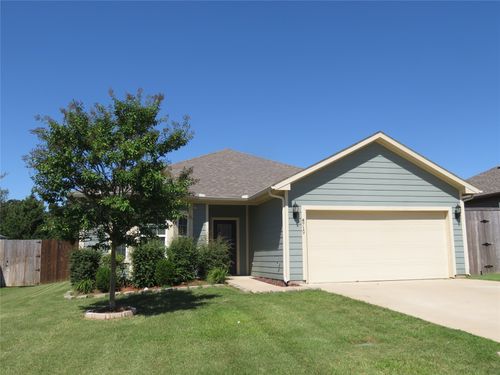 4719 Pinnacle Pl, Denison, TX, 75021-3176 | Card Image