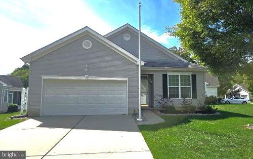 18 Daffodil Dr, TUCKERTON, NJ, 08087-4064 | Card Image