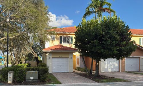 8320-8320 Santa Monica Ave, Tamarac, FL, 33321-1127 | Card Image