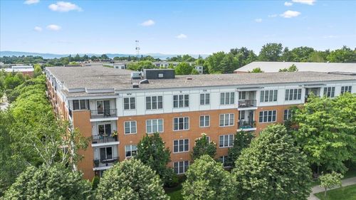 401-370 Farrell St, South Burlington, VT, 05403-4433 | Card Image