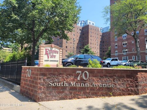 203-70 S Munn Ave, East Orange, NJ, 07018-4322 | Card Image