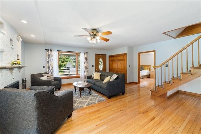 472 Potter Rd, House other with 4 bedrooms, 3 bathrooms and 6 parking in Framingham MA | Image 9