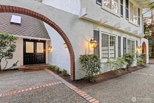 3610 130th Avenue Ne, Bellevue, WA, 98005 | Card Image