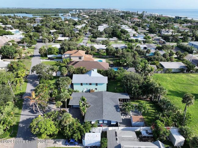 1445 Bay Shore Dr, House other with 3 bedrooms, 3 bathrooms and null parking in Cocoa Beach FL | Image 4