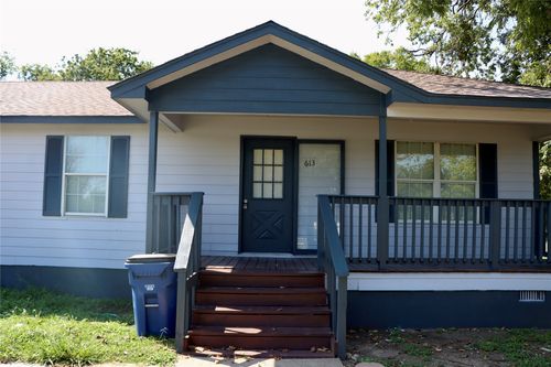 613 N Hansbarger St, Everman, TX, 76140-2809 | Card Image