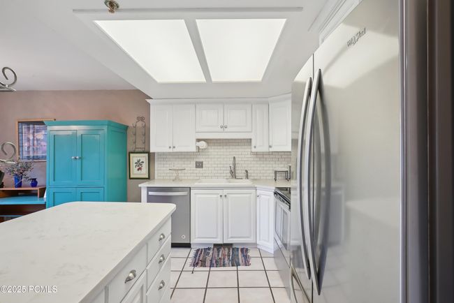 4 - 984 Uri Ln, Condo with 2 bedrooms, 3 bathrooms and null parking in Midway UT | Image 9