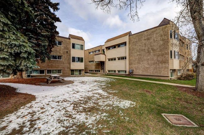 237 - 8239 Elbow Drive Sw, Home with 2 bedrooms, 1 bathrooms and 1 parking in Calgary AB | Image 29