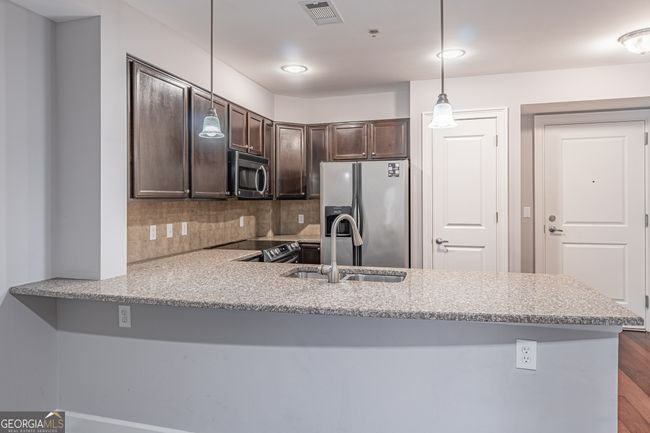 UNIT-405 - 200 River Vista Dr, Condo with 1 bedrooms, 1 bathrooms and 1 parking in Sandy Springs GA | Image 11