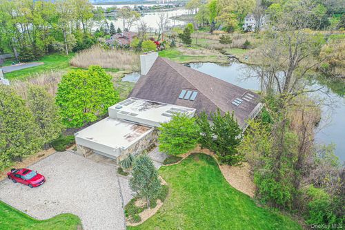 5 Kew Ct, Huntington, NY, 11743-1943 | Card Image