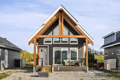 44 Cottageclub Lane, Rural Rocky View County, AB, T4C1B1 | Card Image