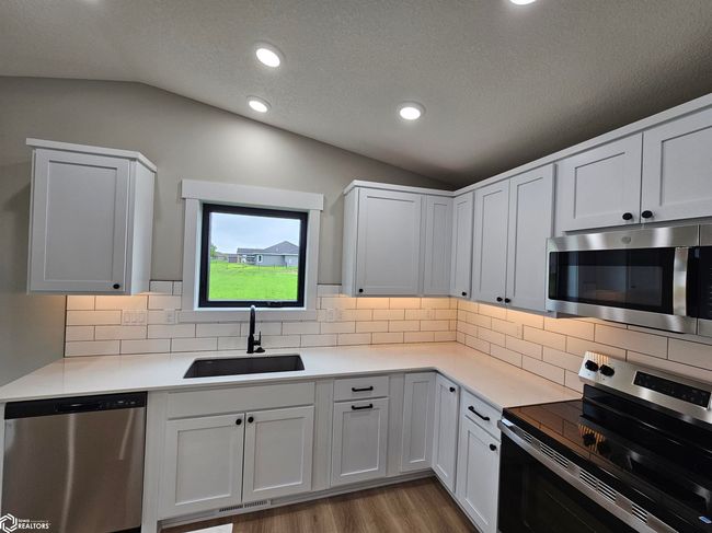 1409 E 10 Th Street, Condo with 4 bedrooms, 3 bathrooms and null parking in Carroll IA | Image 13