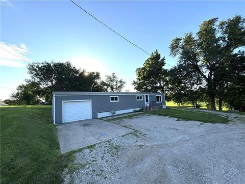 8288 Lee Rd, Atchison, KS, 66002-4544 | Card Image