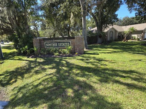 10407 Kankakee Ln, Riverview, FL, 33578-8302 | Card Image