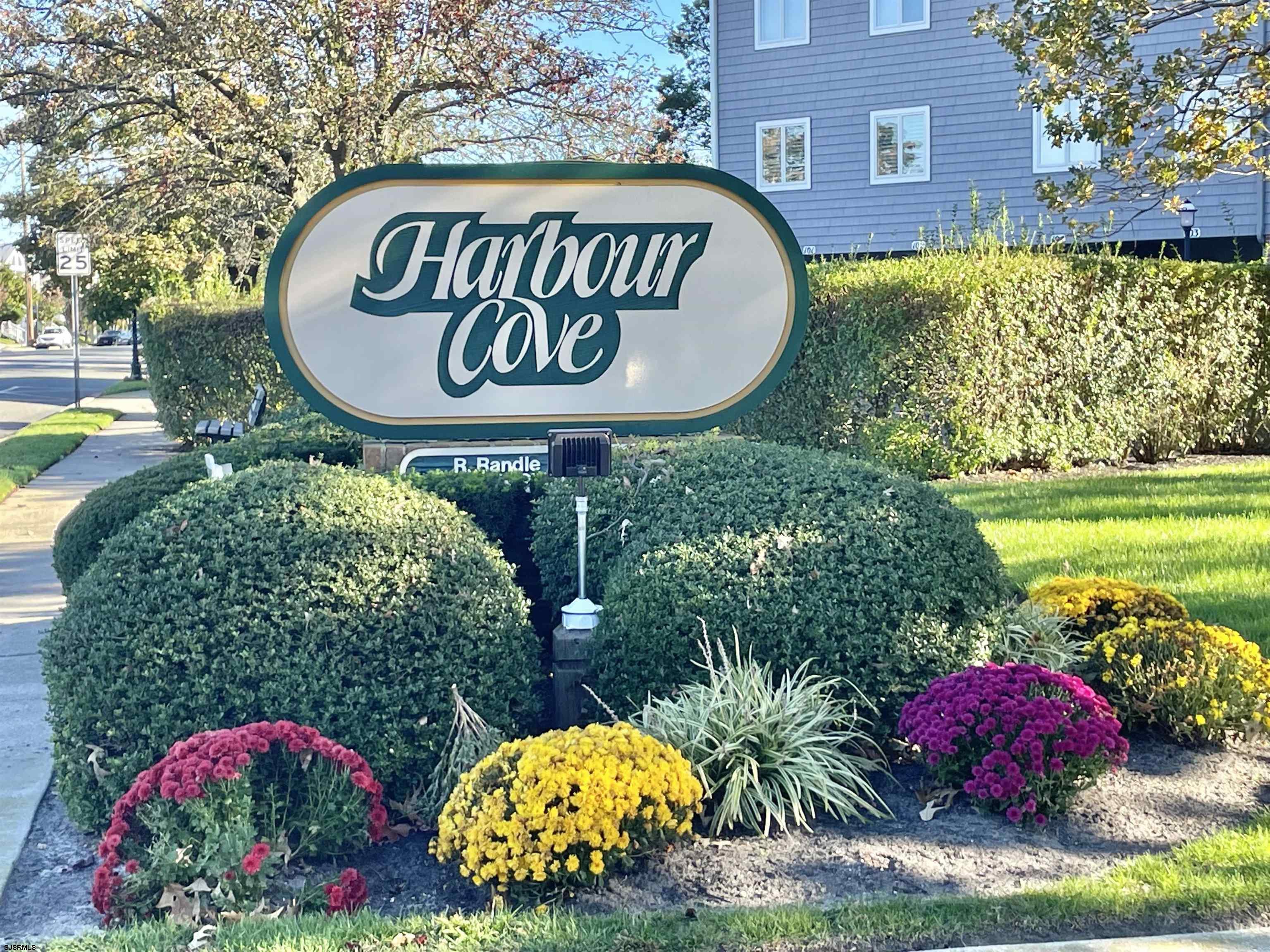 Harbour Cv, Somers Point, NJ 08244