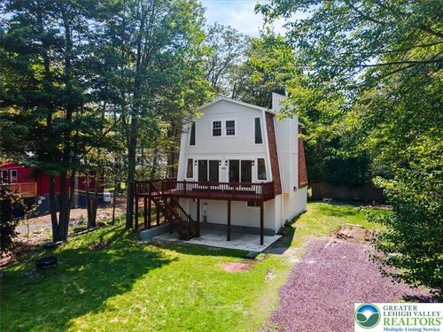 1454 Waterfront Dr, Tobyhanna, PA, 18466-3681 | Card Image