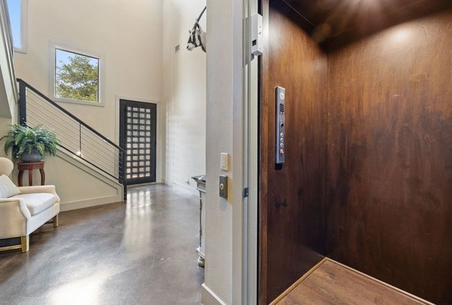 2401 W Fitzhugh Rd, House other with 3 bedrooms, 3 bathrooms and 3 parking in Dripping Springs TX | Image 12