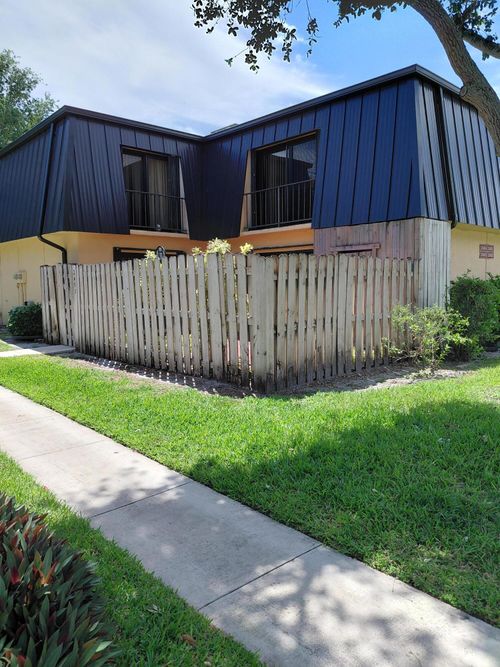 2403-2403 Waterside Dr, Lake Worth, FL, 33461-2513 | Card Image
