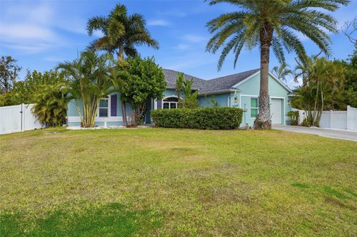 9366 Heartwellville Ave, Englewood, FL, 34224-8210 | Card Image