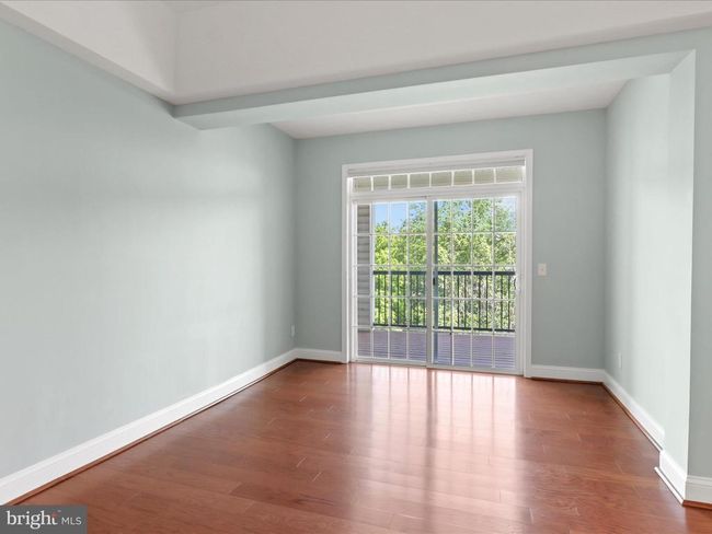 UNIT-407 - 9204 Charleston Dr, Condo with 3 bedrooms, 2 bathrooms and null parking in MANASSAS VA | Image 9
