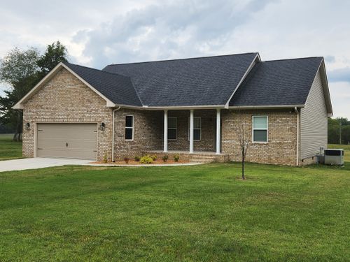 210 Peaceful Meadows Ln, Paris, TN, 38242-7552 | Card Image